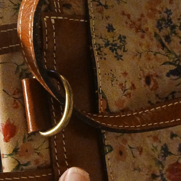 Backpack - Picture 4 of 10